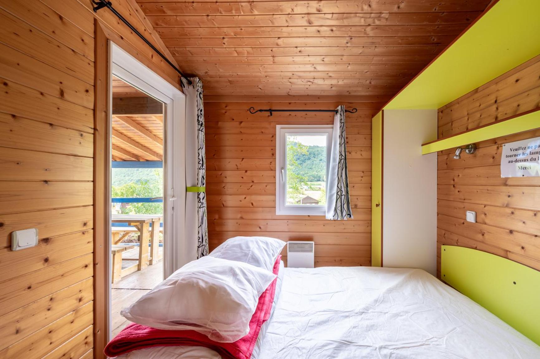 Camping Les Vosges Du Nord Oberbronn Rom bilde